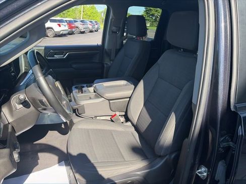 Used 2023 Chevrolet Silverado 1500 LT AWD/4WD image 8