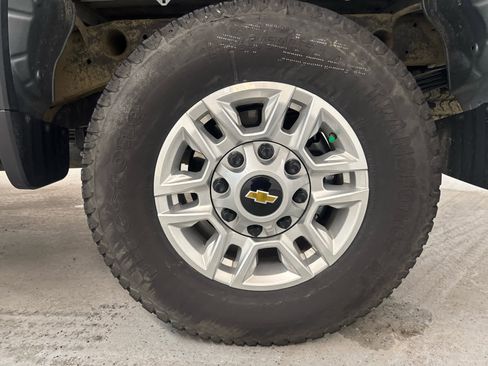 Certified 2025 Chevrolet Silverado 2500 LT w/ Convenience Package image 10