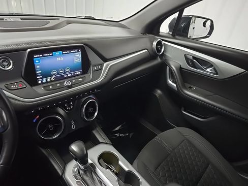 Used 2020 Chevrolet Blazer LT AWD/4WD image 25