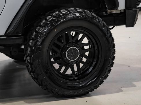 Used 2015 Jeep Wrangler Sport w/ Quick Order Package 24S AWD/4WD image 45