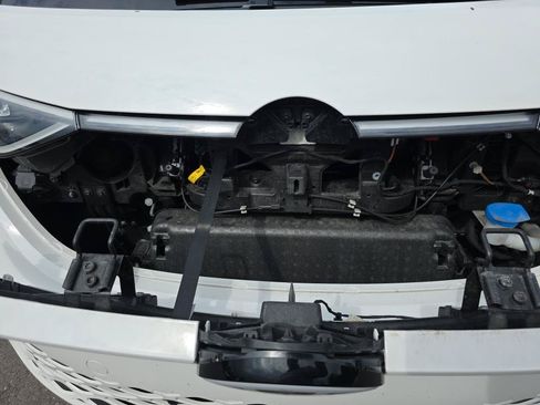 Used 2025 Volkswagen ID. Buzz Pro S Plus RWD image 26
