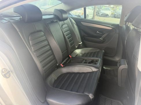 Used 2012 Volkswagen CC Lux Limited FWD image 12