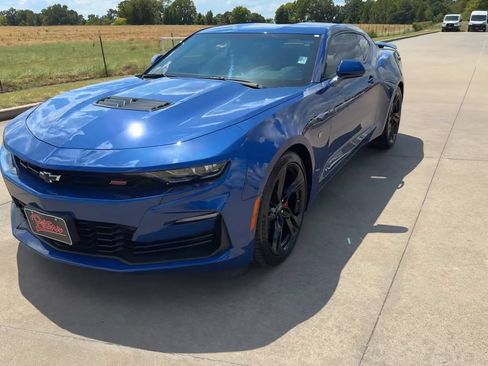 Used 2023 Chevrolet Camaro SS RWD image 9