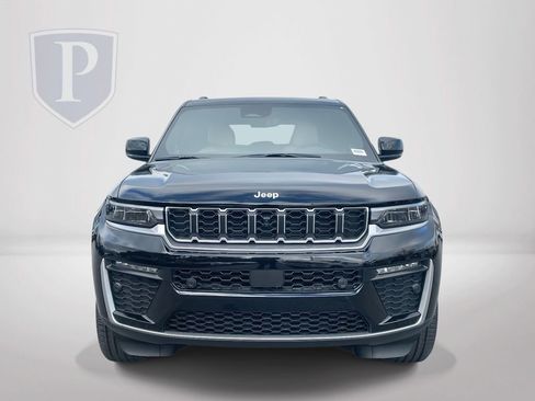 New 2026 Jeep Grand Cherokee Limited image 3