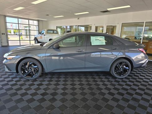 New 2026 Hyundai Elantra Sport FWD image 6