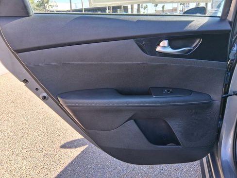 Used 2022 Kia Forte GT-Line w/ GT-Line Premium Package image 19