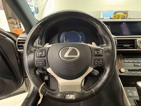 Used 2018 Lexus IS 300 F Sport image 17