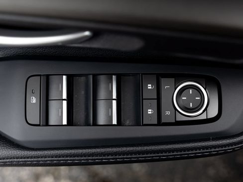 Certified 2024 Toyota Grand Highlander AWD image 31
