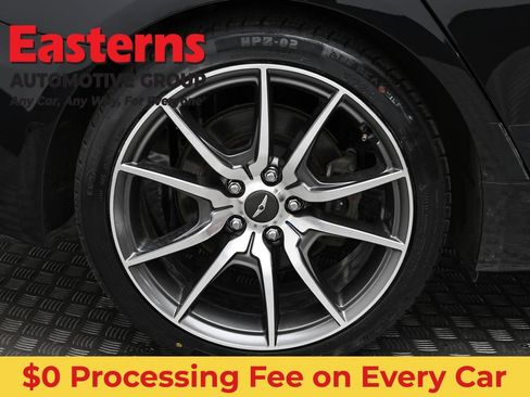 Used 2023 Genesis G70 2.0T AWD/4WD image 31