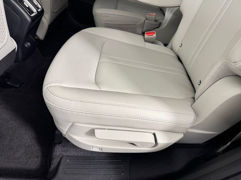 Used 2024 Kia Sorento X-Line EX image 29