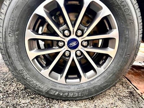 Used 2019 Ford F150 XLT w/ Equipment Group 302A Luxury RWD image 43