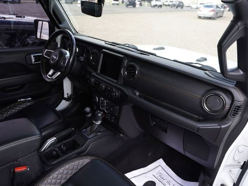 Used 2021 Jeep Wrangler Unlimited Sahara AWD/4WD image 8