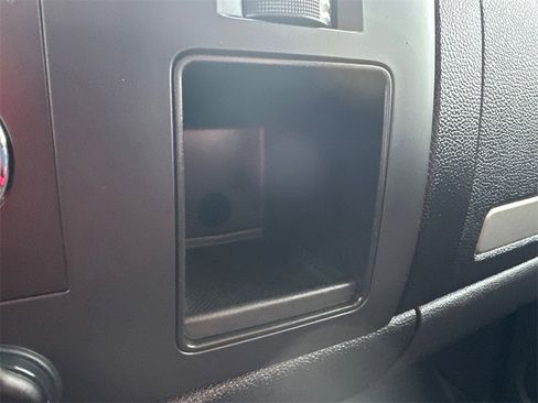 Used 2013 GMC Sierra 1500 SLE w/ Power Tech Package image 13