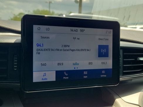 Used 2023 Ford Explorer XLT RWD image 34