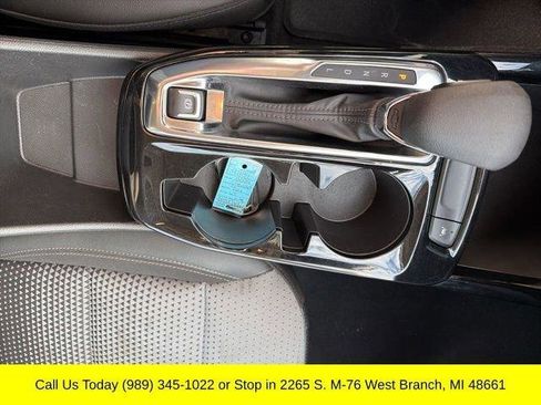 Used 2024 Chevrolet Trax LT w/ Driver Confidence Package FWD image 22