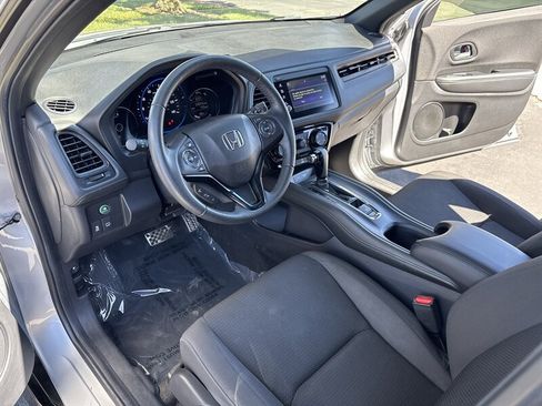 Used 2021 Honda HR-V Sport image 19