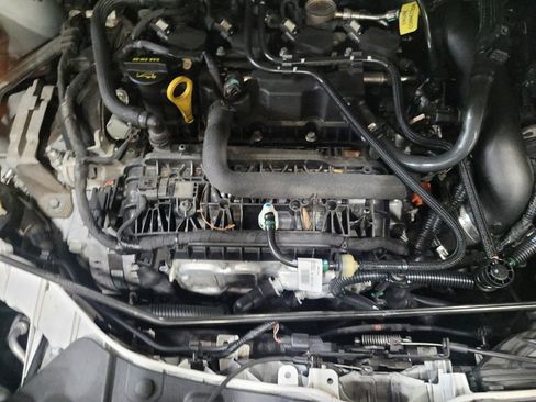 Used 2018 Ford Escape SE w/ SE Sync 3 Package image 30