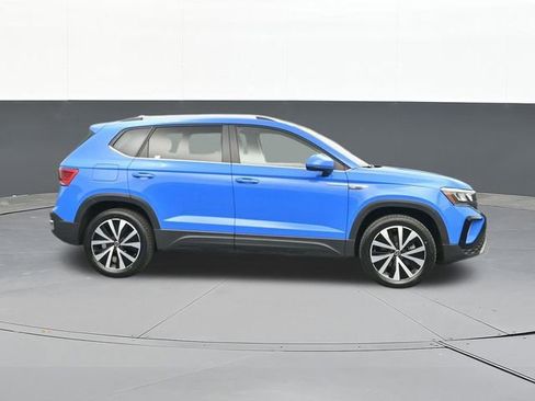 Used 2023 Volkswagen Taos SE FWD image 18