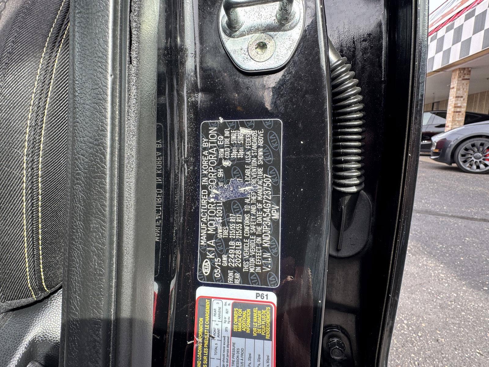 Used 2016 Kia Soul + FWD image 29
