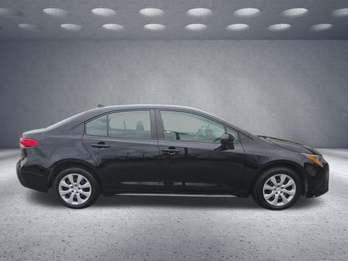 Used 2024 Toyota Corolla LE FWD image 8