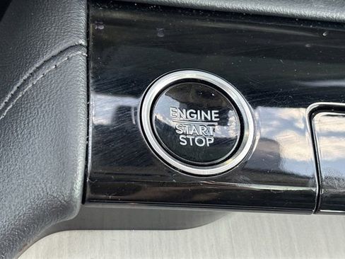 Used 2025 Lincoln Navigator Reserve AWD/4WD image 34