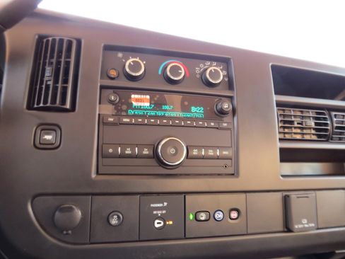 New 2026 Chevrolet Express 2500 w/ Driver Convenience Package image 18