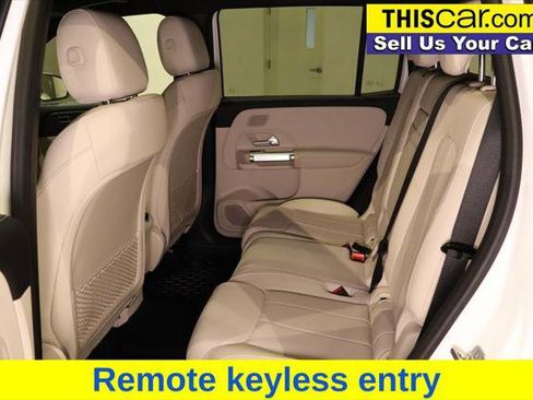 Used 2024 Mercedes-Benz GLB 250 image 22