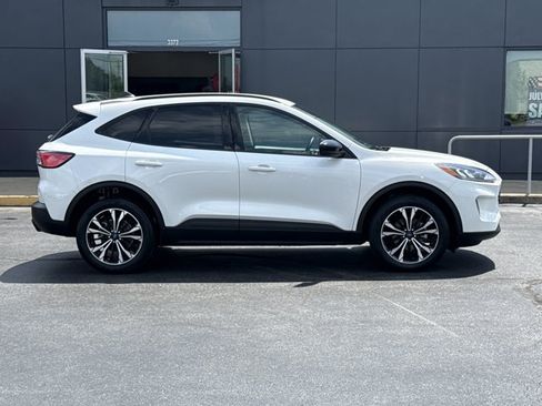 Used 2021 Ford Escape SEL w/ SEL Stealth AWD Package image 2