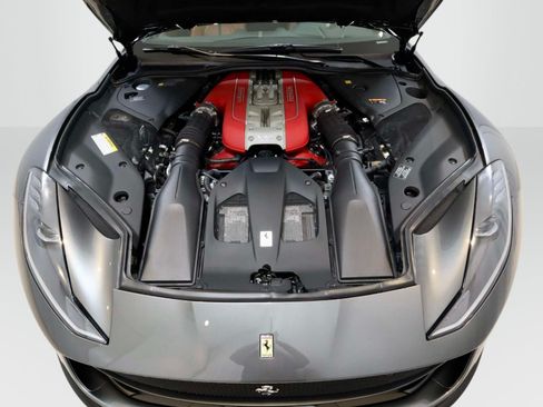Certified 2020 Ferrari 812 Superfast RWD image 10