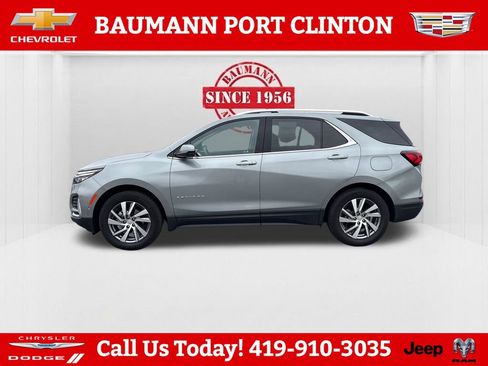 Used 2023 Chevrolet Equinox Premier FWD image 2