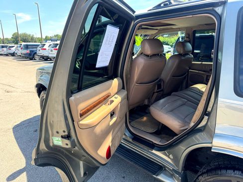 Used 1999 Ford Explorer Eddie Bauer image 11