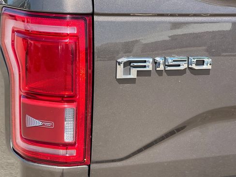 Used 2016 Ford F150 Lariat w/ Equipment Group 502A Luxury AWD/4WD image 26
