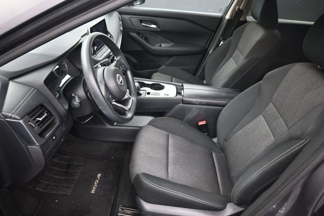 Used 2024 Nissan Rogue SV FWD image 22