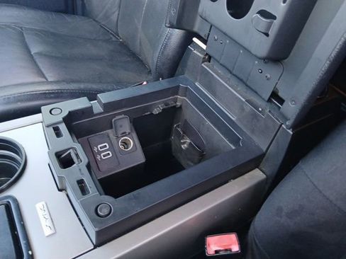 Used 2016 Ford Expedition XLT w/ Equipment Group 202A image 21