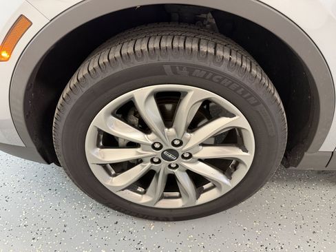 Used 2022 Lincoln Corsair FWD w/ Premium Package image 28