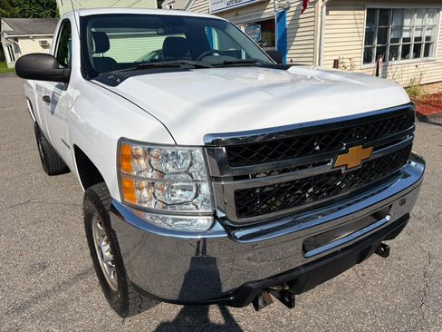 Used 2013 Chevrolet Silverado 2500 W/T AWD/4WD image 5