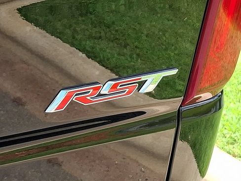 Used 2026 Chevrolet Silverado 1500 RST w/ RST Select Package AWD/4WD image 33