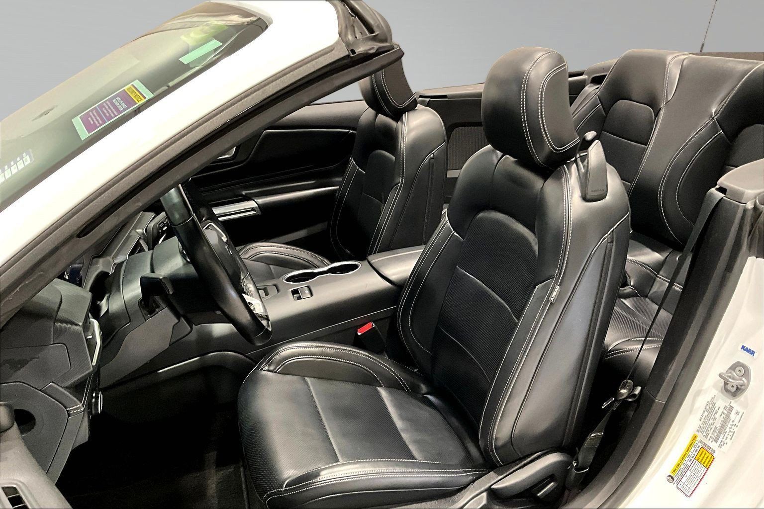 Used 2025 Ford Mustang Premium RWD image 21