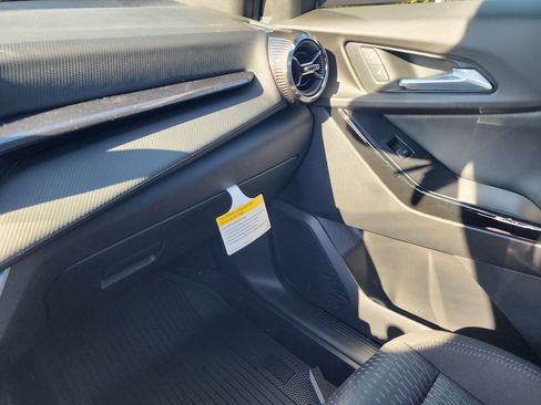 New 2026 Chevrolet Equinox LT AWD/4WD image 37