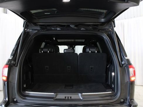 Used 2020 Lincoln Navigator Reserve w/ Luxury Package AWD/4WD image 33