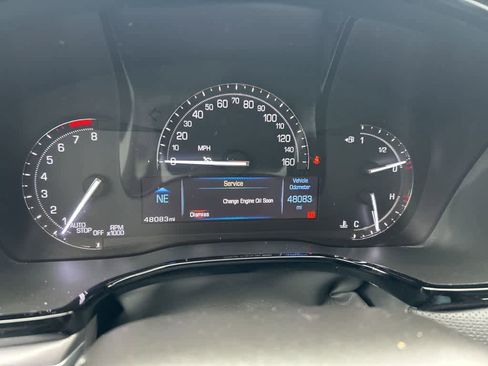 Used 2017 Cadillac XT5 Luxury w/ Driver Awareness Package image 21