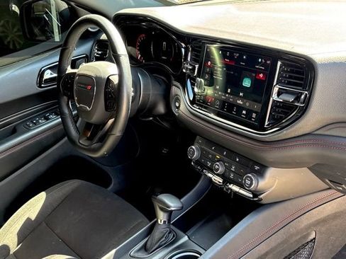 Used 2025 Dodge Durango GT image 32