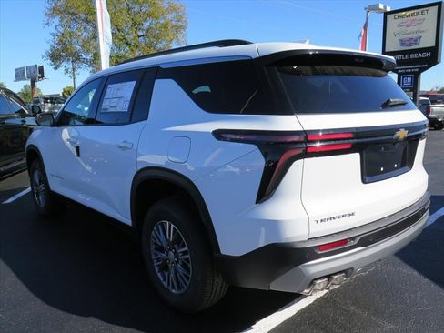 New 2026 Chevrolet Traverse LT w/ Driver Confidence Package image 5