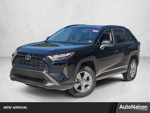 Used 2025 Toyota RAV4 LE image 1