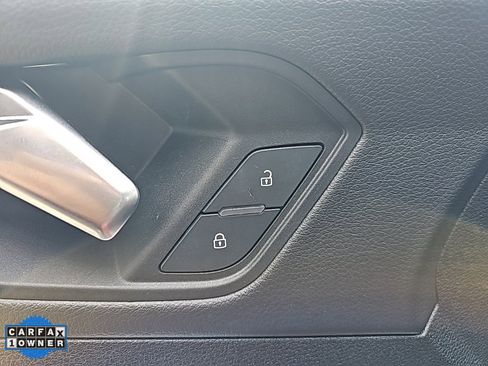 Used 2024 Audi Q3 2.0T Premium image 12