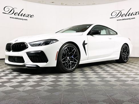Used 2023 BMW M8 Competition image 3