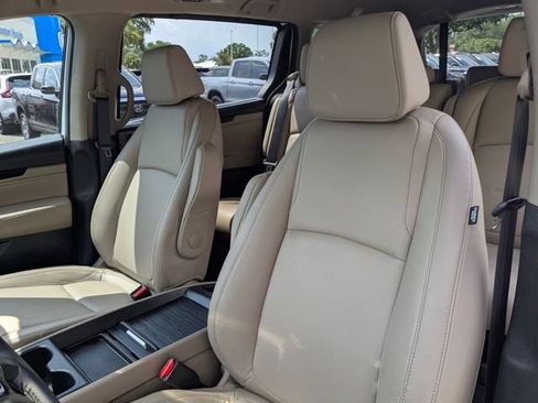 Certified 2023 Honda Odyssey Touring image 28