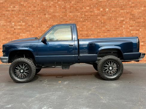 Used 1995 Chevrolet Silverado 1500 4x4 Regular Cab image 9