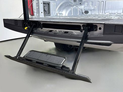 New 2026 Ford F150 XLT w/ Equipment Group 302A MID AWD/4WD image 22