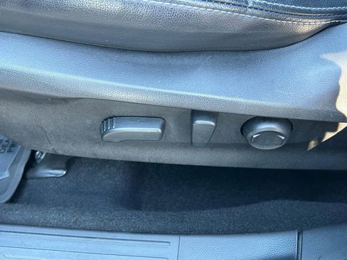 Used 2020 Subaru Forester Limited image 19